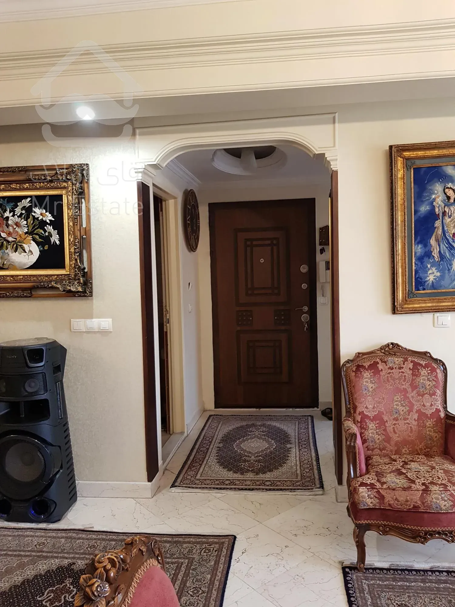 آپارتمان ۱۴۲ متری در سعادت آباد