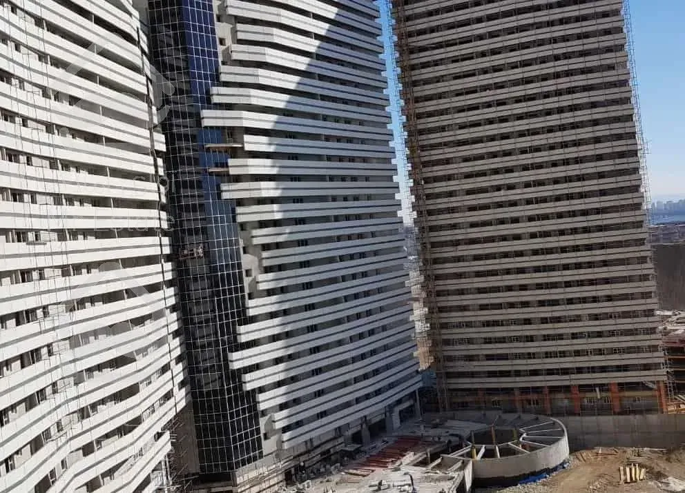 رهن کامل آپارتمان 144 متری رو به شمال در شهرک چیتگر