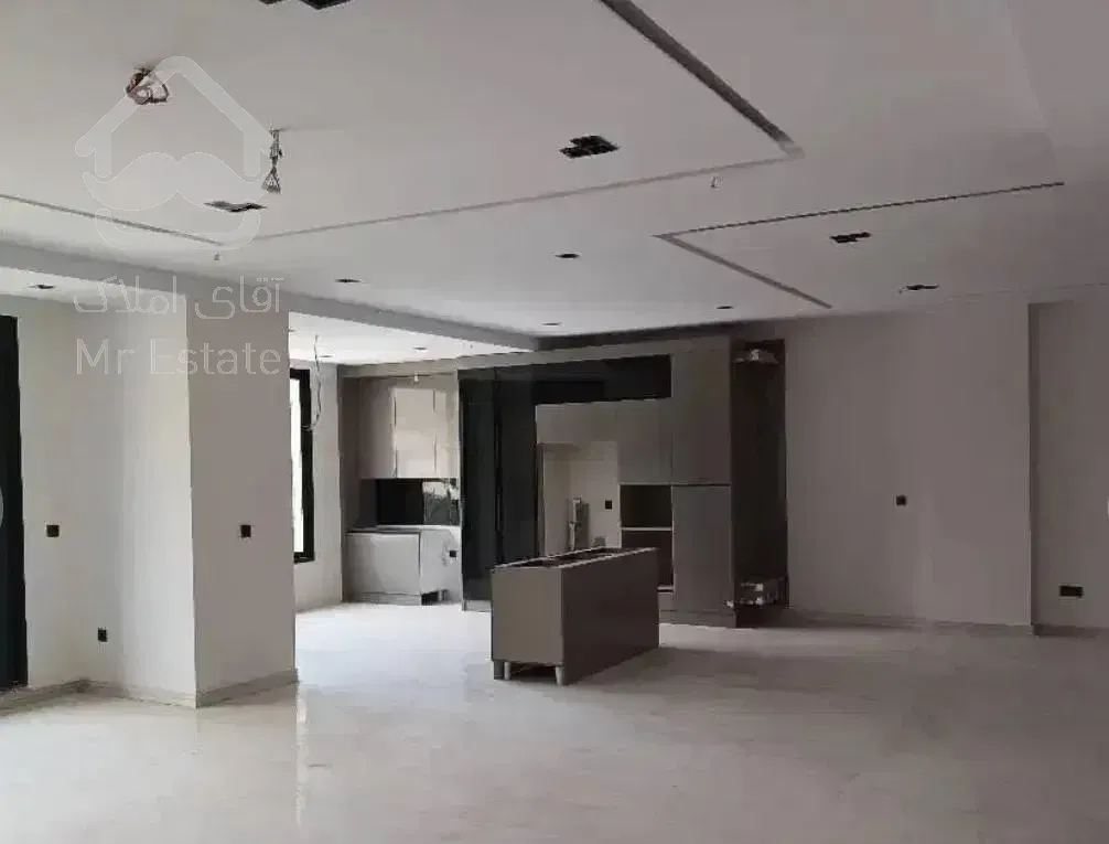 ۲۱۰ متر/دوخواب/نورگیر بینظیر/سازمان برنامه شمالی