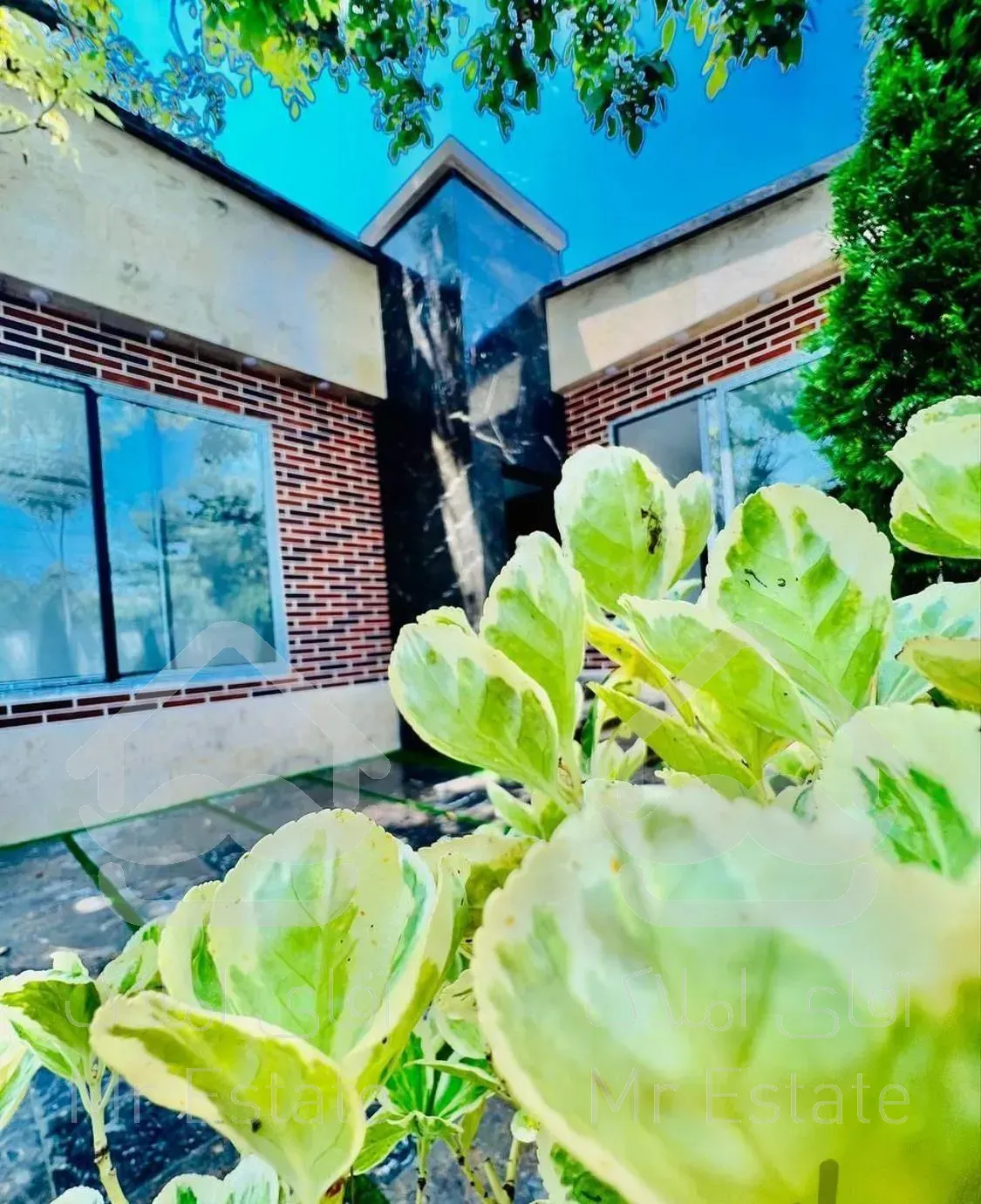 ۲۷۰ متری سنددار