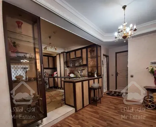 آپارتمان در میدان رسالت شهرک رازی گذر ۱۶متری