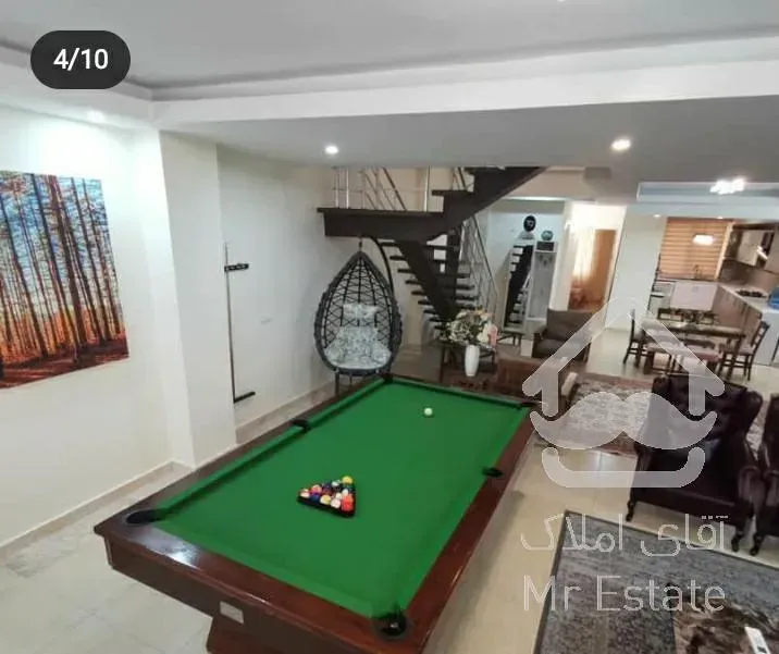 ویلا  3 خواب      لب   دریا