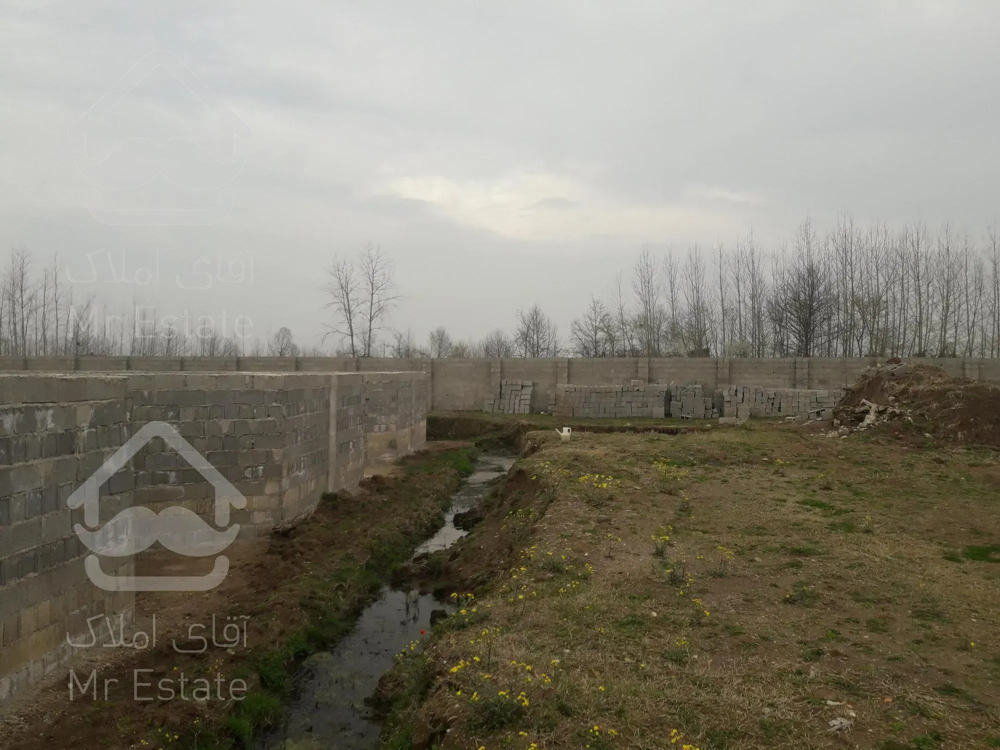 3000متر زمین سند دار همراه استخر ماهی قزل آلا ۴۰تنی