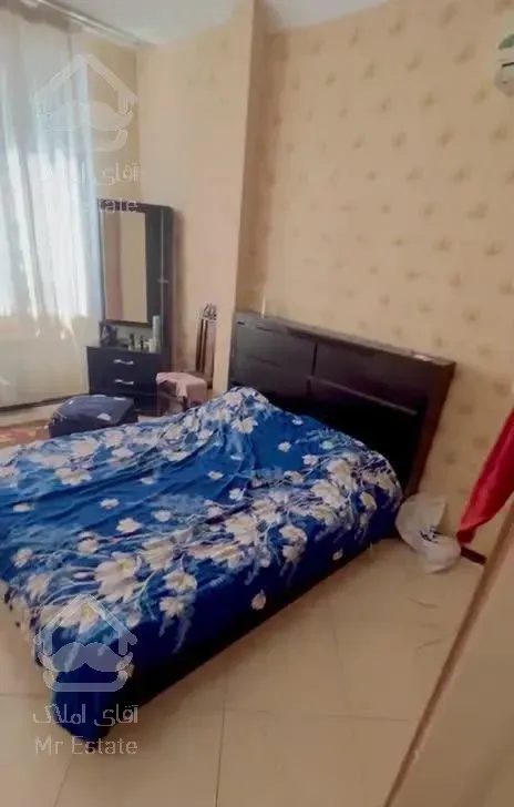 ۱۹۰متر*تراس بزرگ*سکونت چندساله*بدون مالک