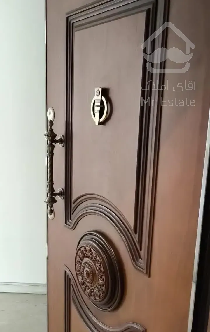 فروش آپارتمان ۲۳۲ متری ۳ خوابه در نیاوران