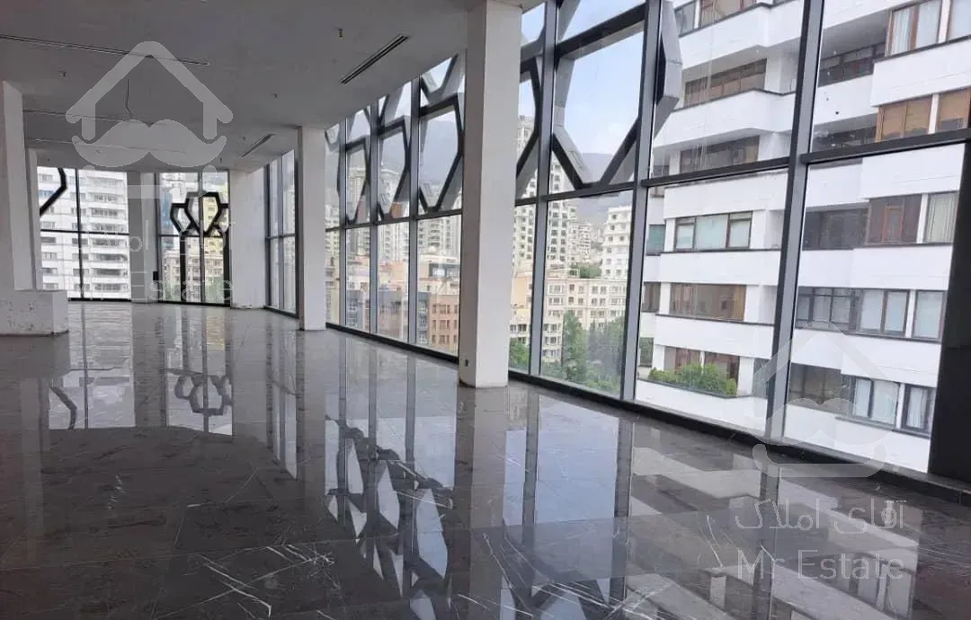 400 مترمربع فضا / مناسب کافه رستوران برند