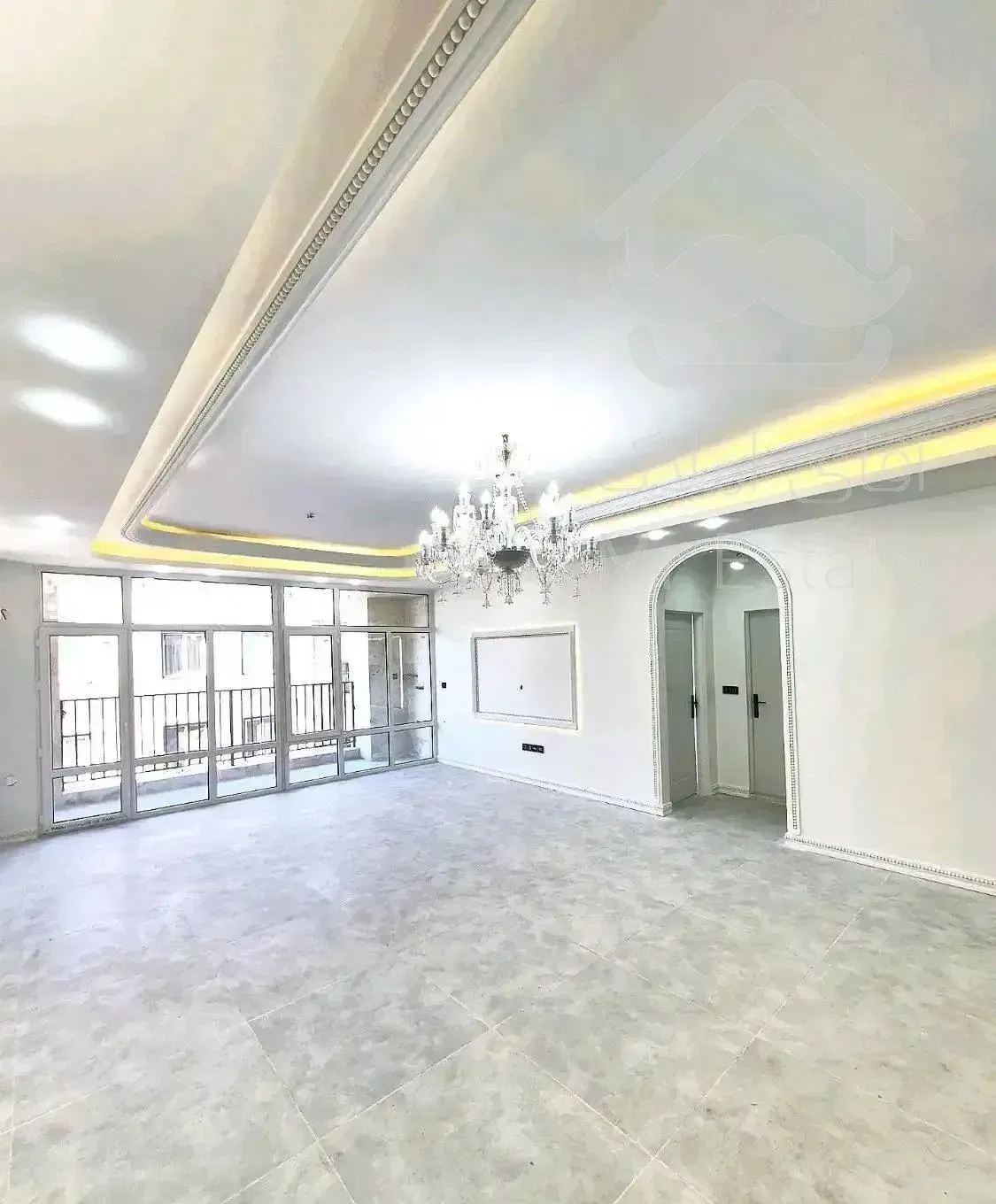 ۶۸مترسندتک برگ*روبنما*نورگیر طبیعی