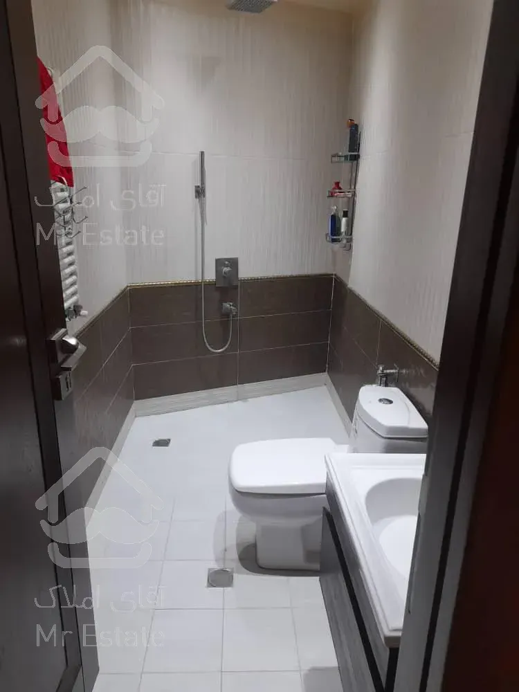 اجاره و رهن آپارتمان ولنجک 140  متر لوکس