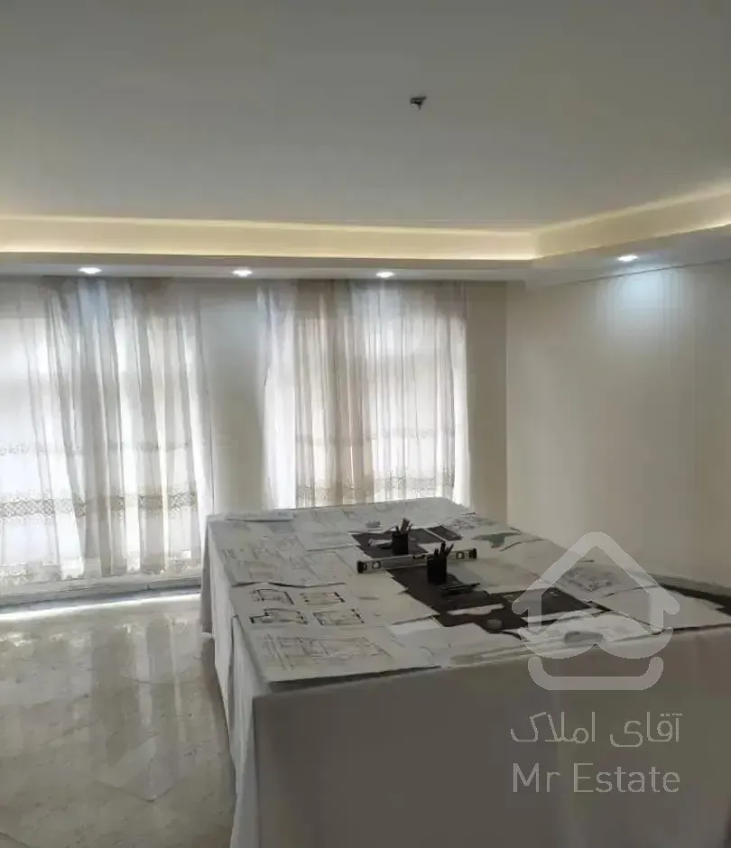 ۱۰۲ متر (خطی پرده خور تیراژه)