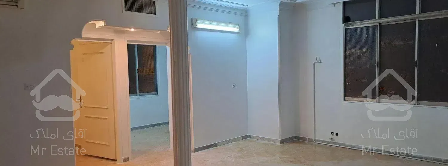 ۱۱۰ متر کل ملک ۸۵ متر بنا دو تا اتاق خواب