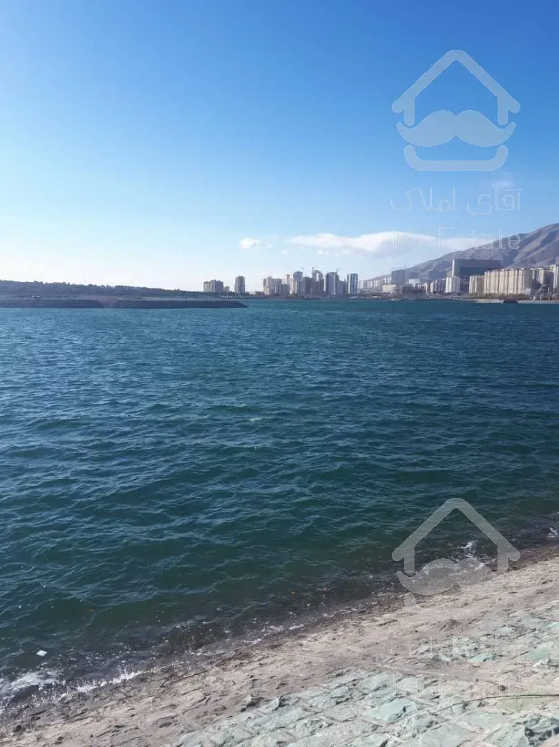 ۱۰۵ متر دوخوابه ویو دریاچه خوش نقشه