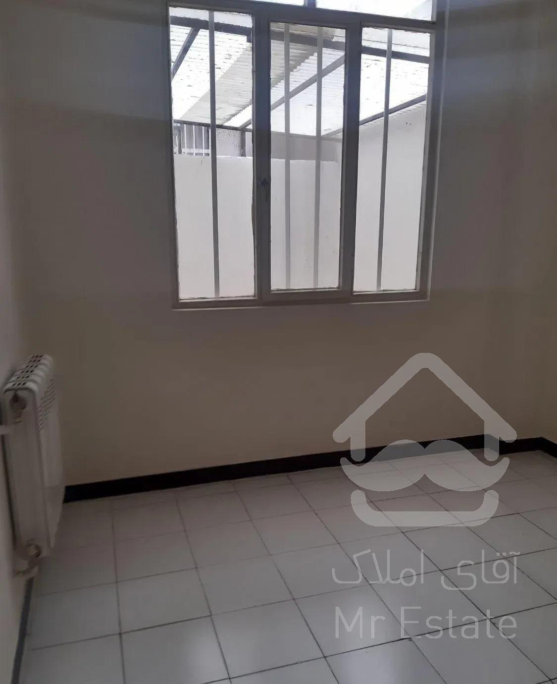 گیشا ۱۳۰ متر سه خواب