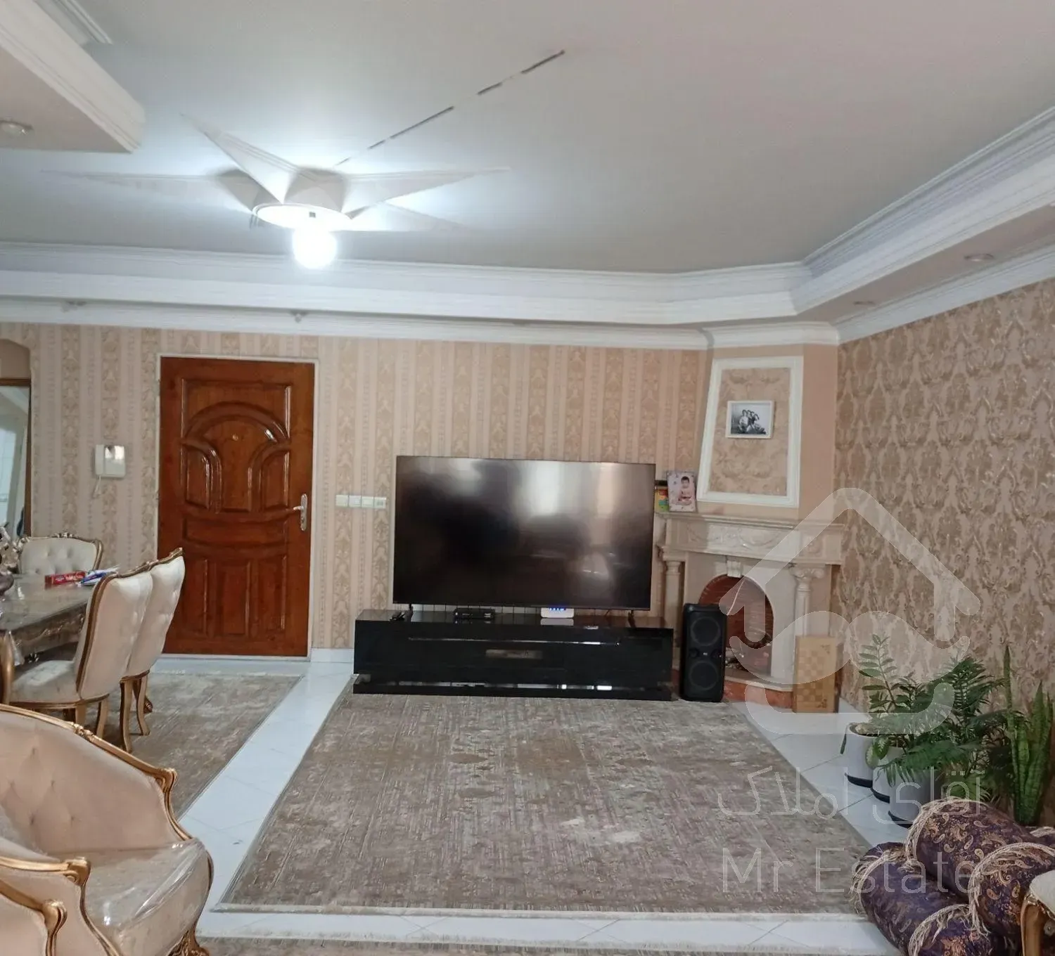 رهن آپارتمان ۱۰۱ متری ۲ خوابه در میدان حر