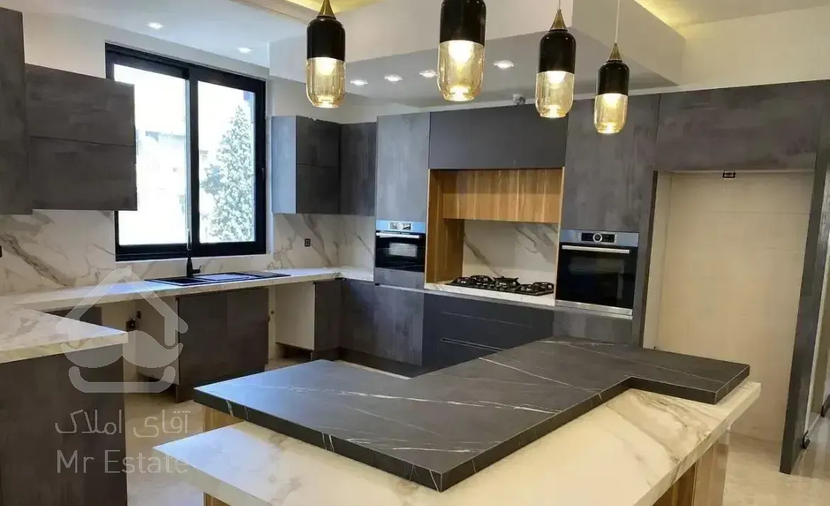 یوسف آباد ۱۷۰ متری سه خواب تک واحدی