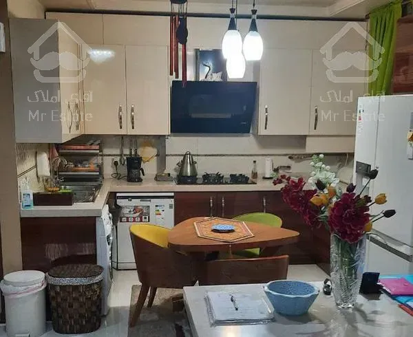 ۹۵ متر   دو خوابه  سالن پرده خور     بلوار اباذر