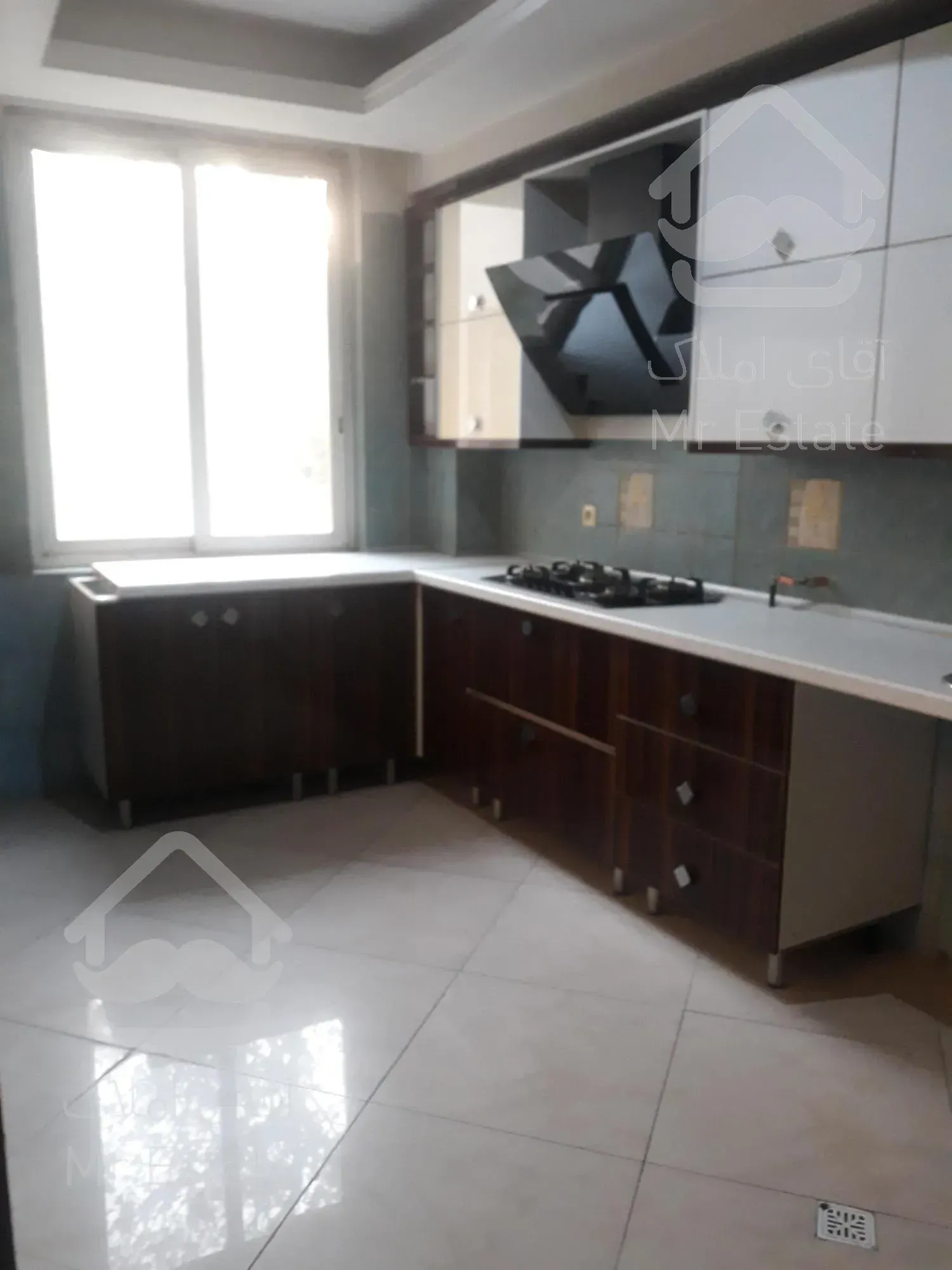 اجاره و رهن دفتر کار موقعیت اداری زعفرانیه 117  متر اکازيون