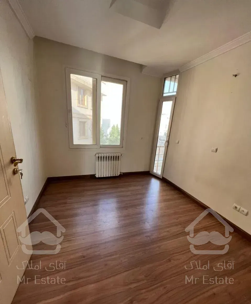 ۱۹۰متر، ۳خواب ،نور فراوان ،خوش نقشه