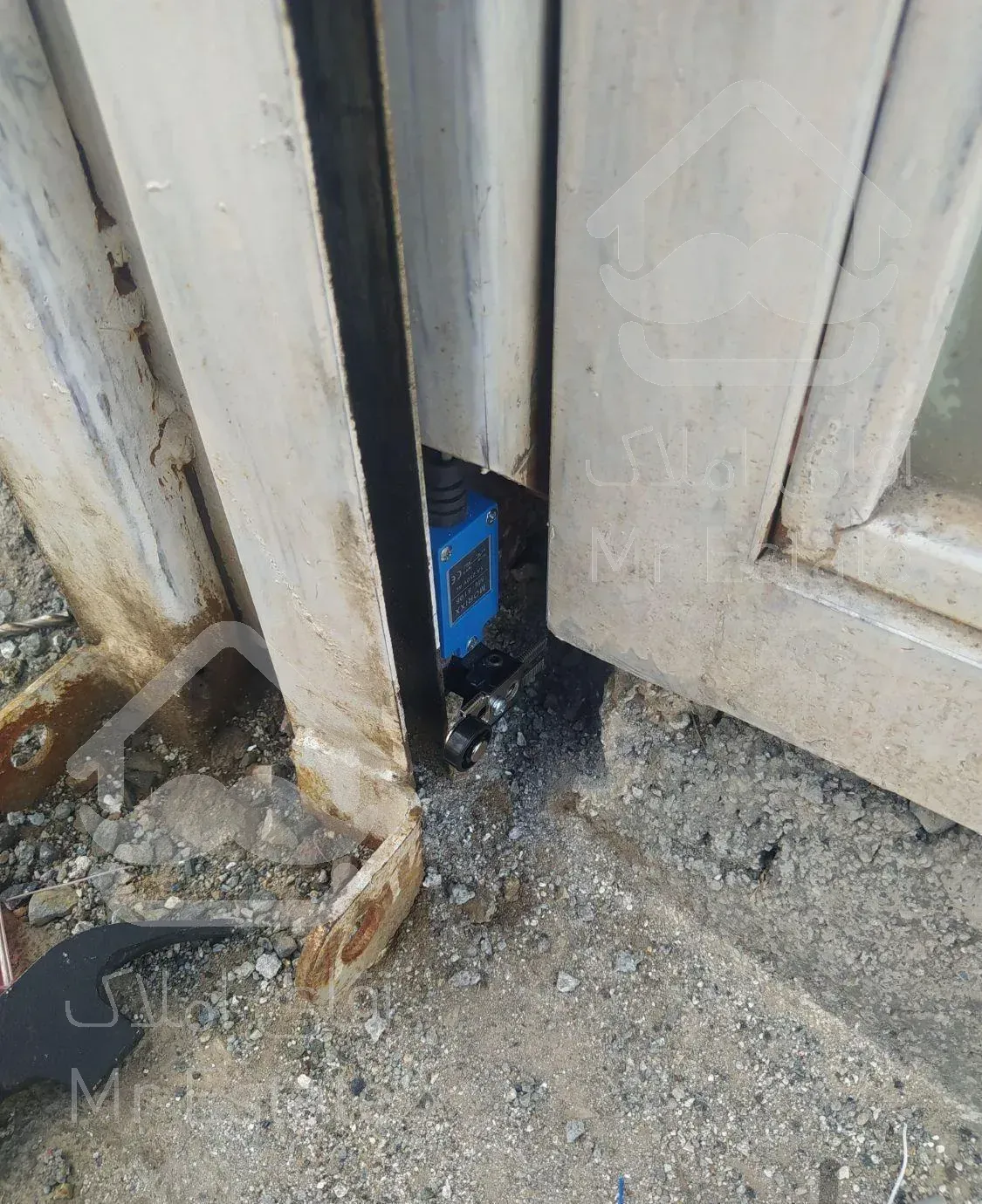 نصب دوربین و دزگیر