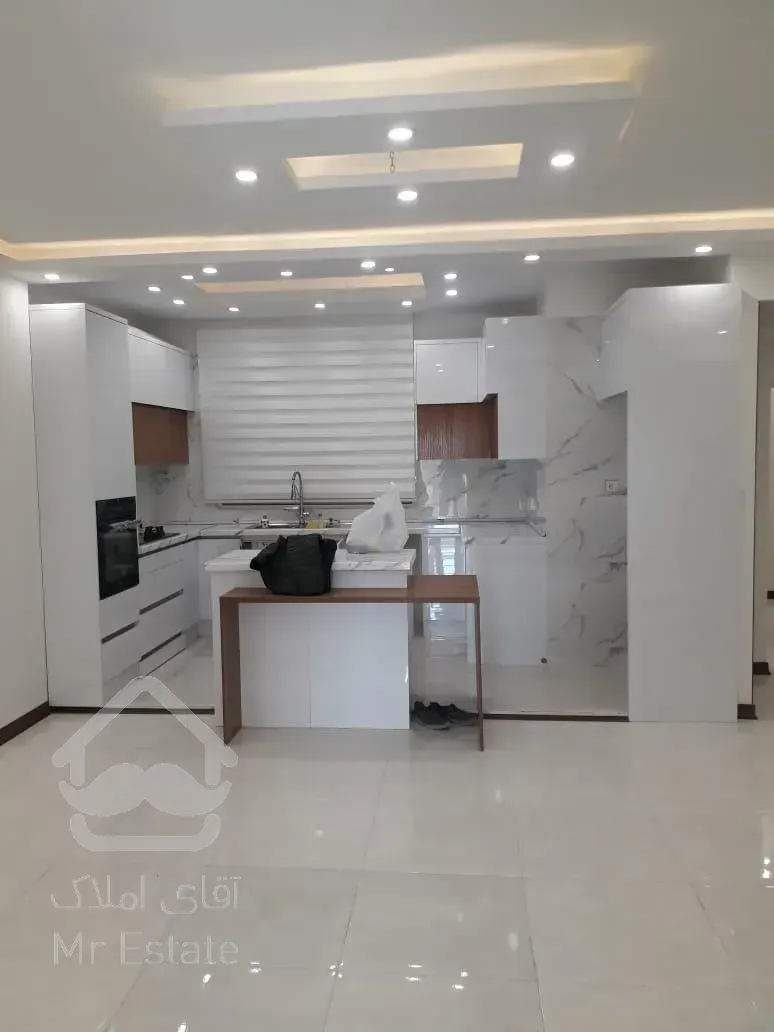 واحد اوکازیون ۹۰ متری کمالی شرقی/غرق در نور/۲خواب مستر/فول امکانات