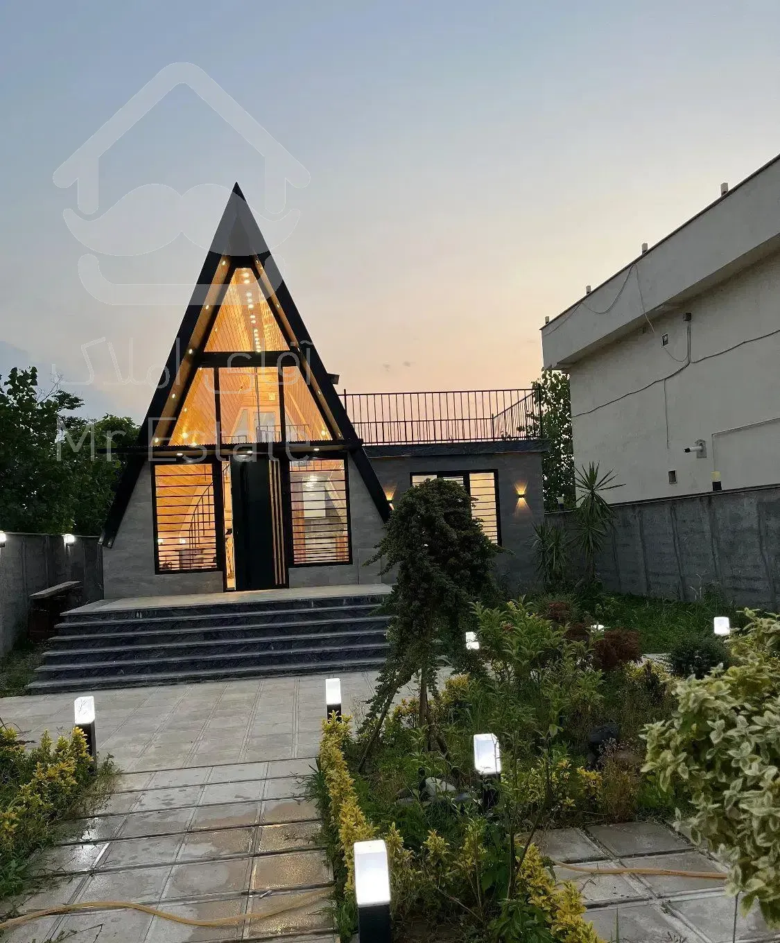 ویلا سویسی فروشی ۴۵۰ متری