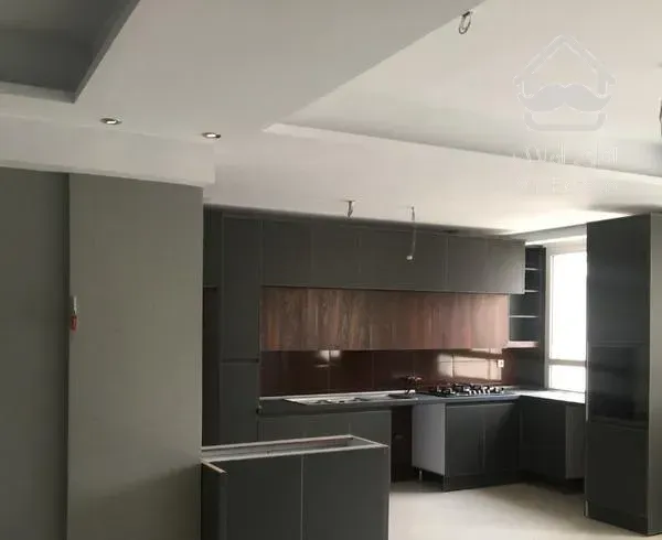 واحد ۱۰۵ متری تمیز امکانات کامل مروارید شهر