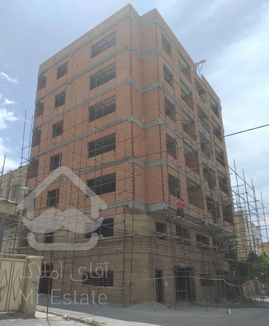 فروش واحد اپارتمان خ بعثت،خ  محمدرضا اقبالی