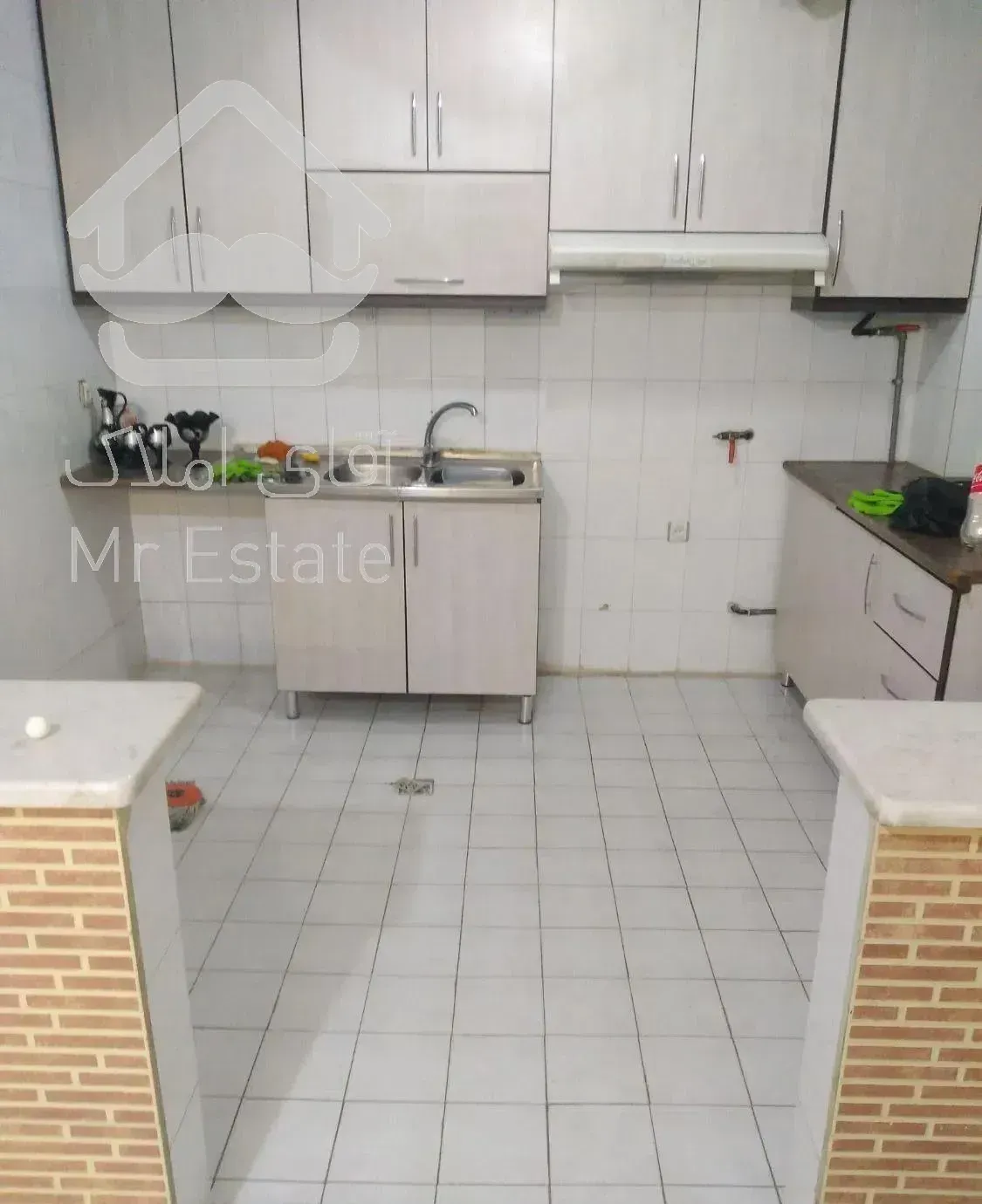 ساختمان جنوبی ط ۳ متراژ ۶۸ یک خوابه