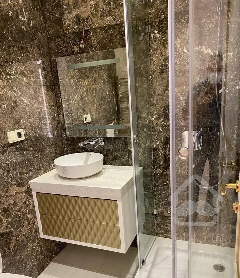 فروش آپارتمان ۸۹ متری ۲ خوابه در ونک