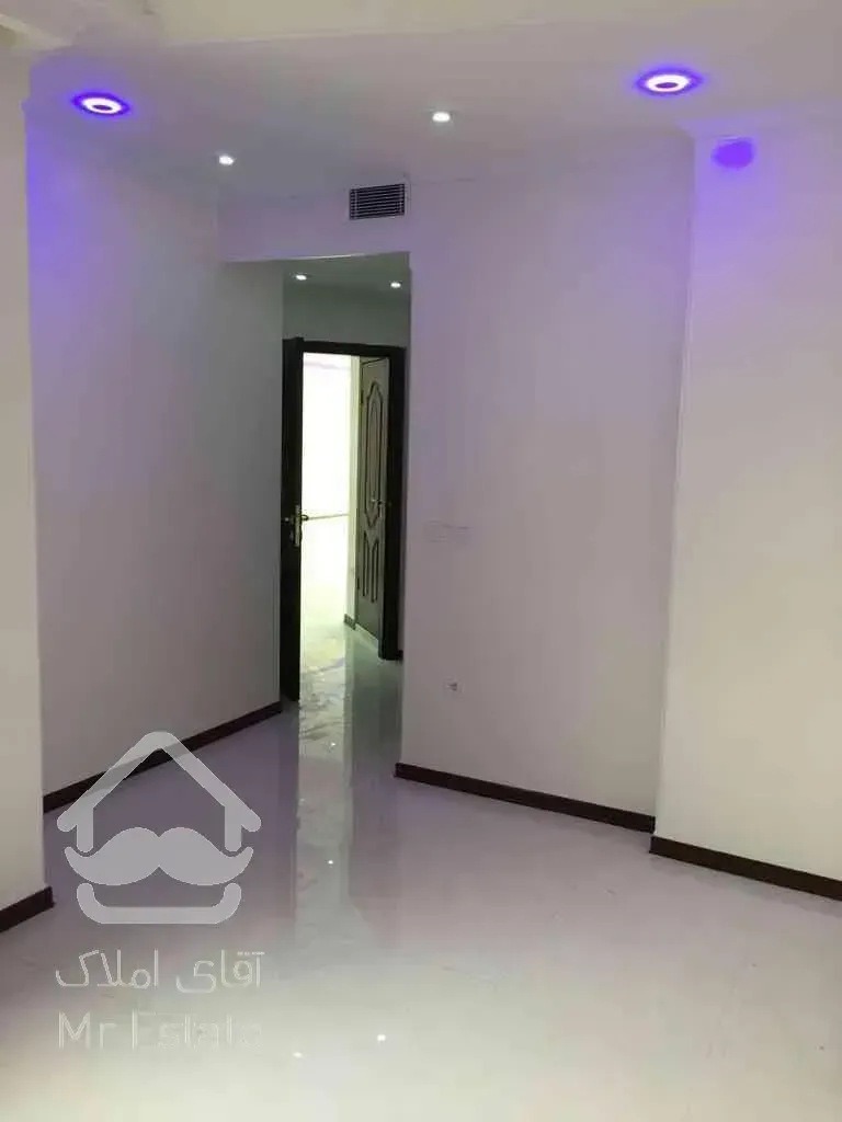 رهن و اجاره ۲۰۰ متری