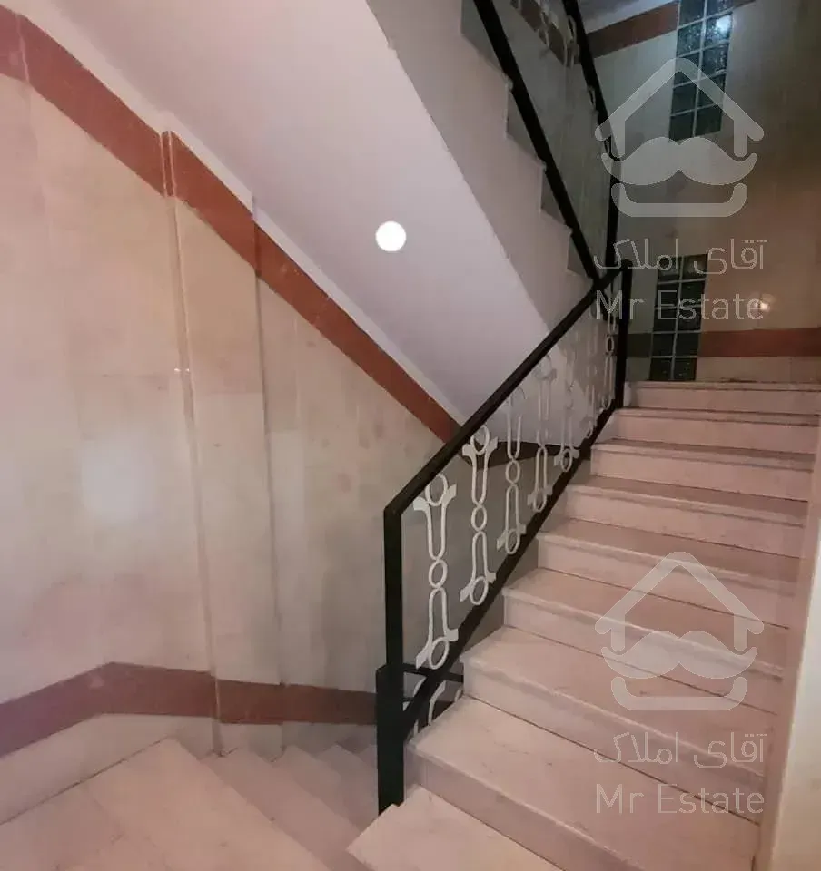 ۷۰ متر دو خواب پارکینگ دار  گذر صادقیه