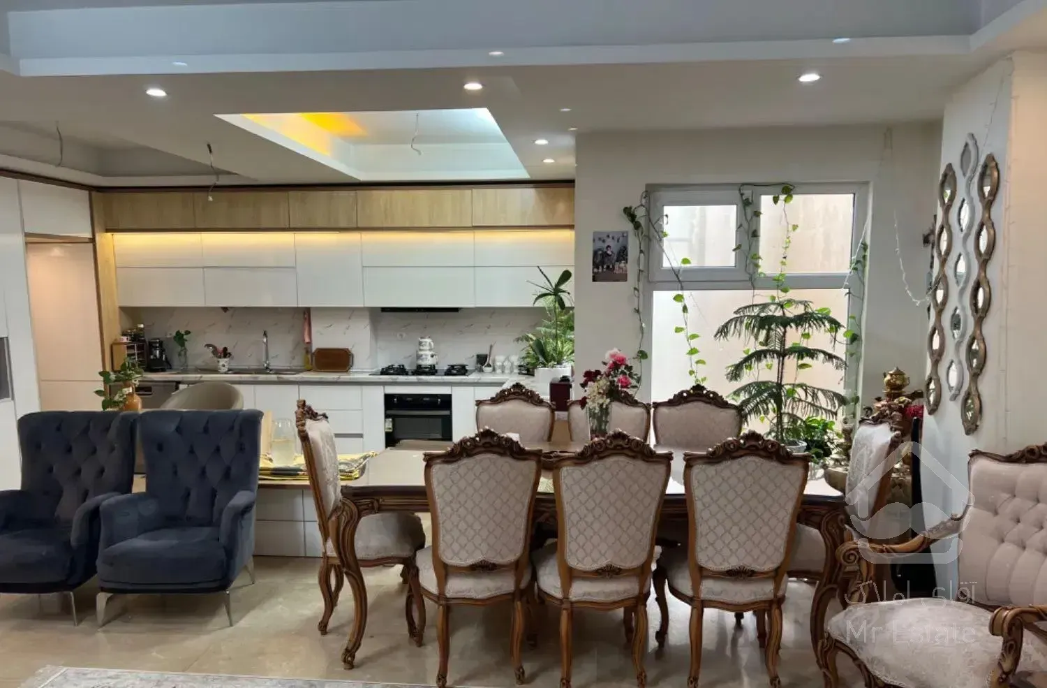 سهروردی   ۱۱۵ متر  عباس آباد