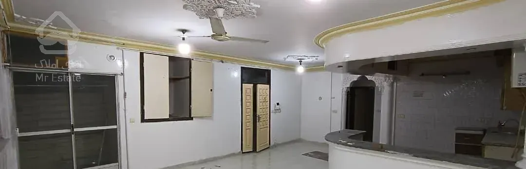 دوطبقه خانه درمیدان مدرس کوی طبیعت پنجم