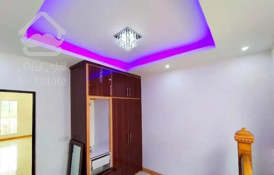 ویلا نیم پیلوت سنگی(400متر/سندششدانگ/بالادست جنگلی