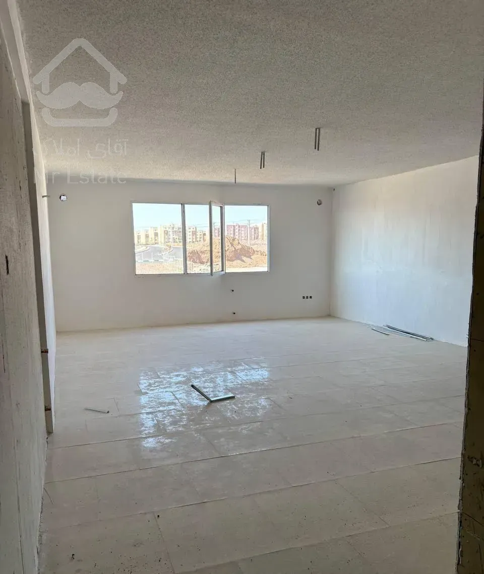 فروش / ۱۳۵متری سه خواب