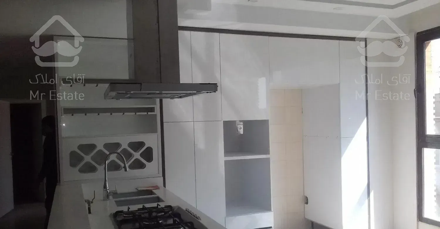 ۱۳۵ متر مترو تجریش دربند نوساز