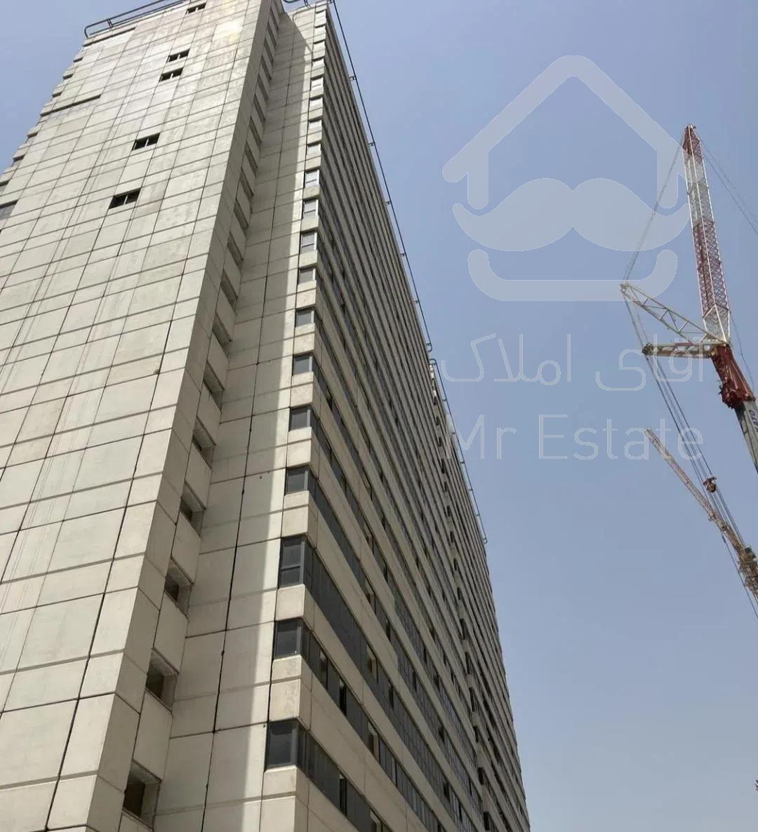 آپارتمان ۱۱۸ متر شهرک خرازی چیتگر/دفتر مقیم پروژه
