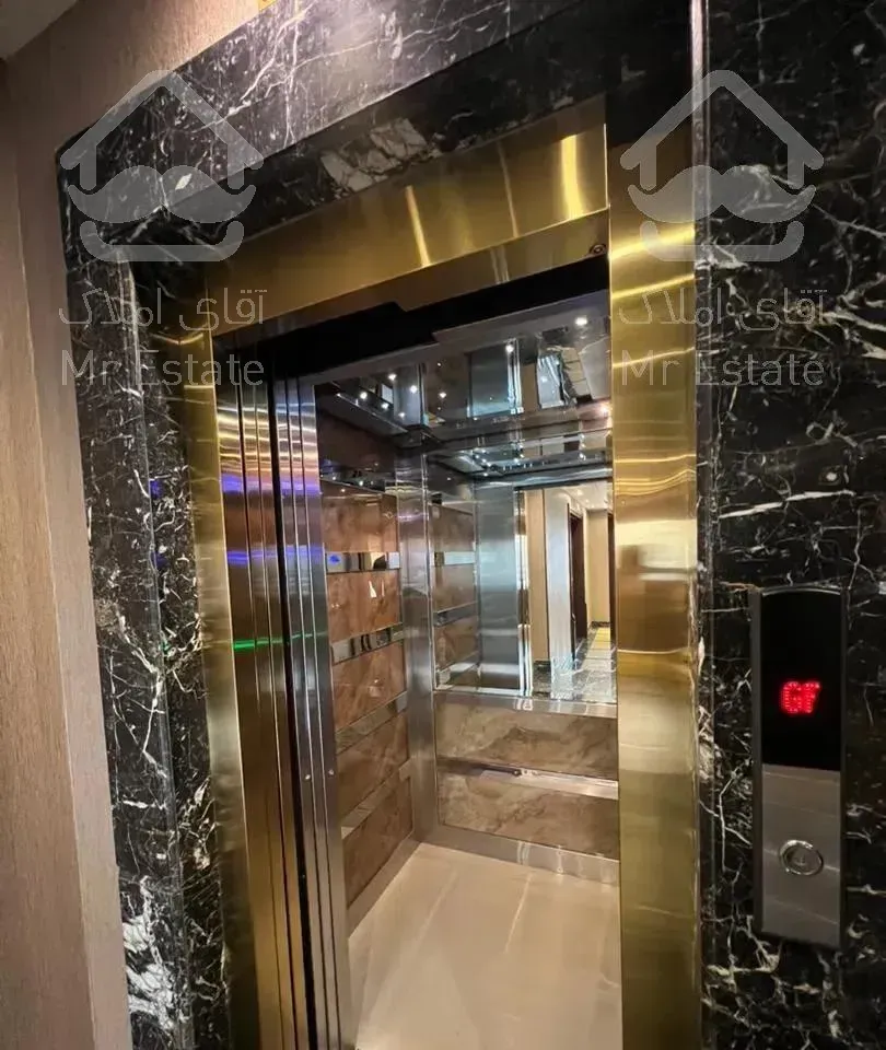 آپارتمان ۱۰۵ متری/۲خواب( روی لابی )