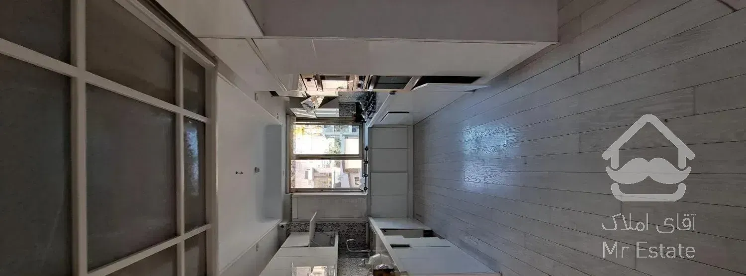 فرمانیه دیباجی شمالی ۲۱۰ متر ۳ پارکینگ مشاعات دار