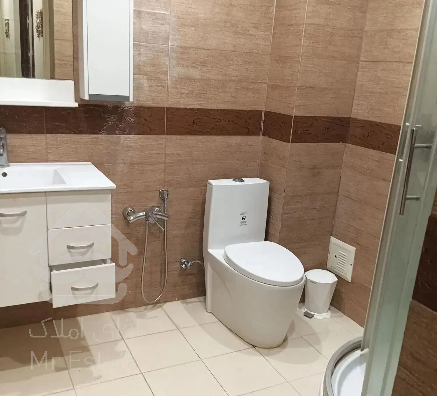 90متردوخواب(10سال ساخت)  روبه آفتاب (کلیددراختیار)