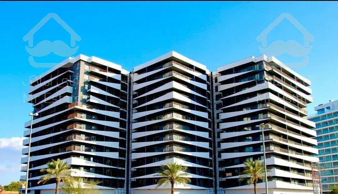 فروردین ستاره۱۰۸ متری جنوبی