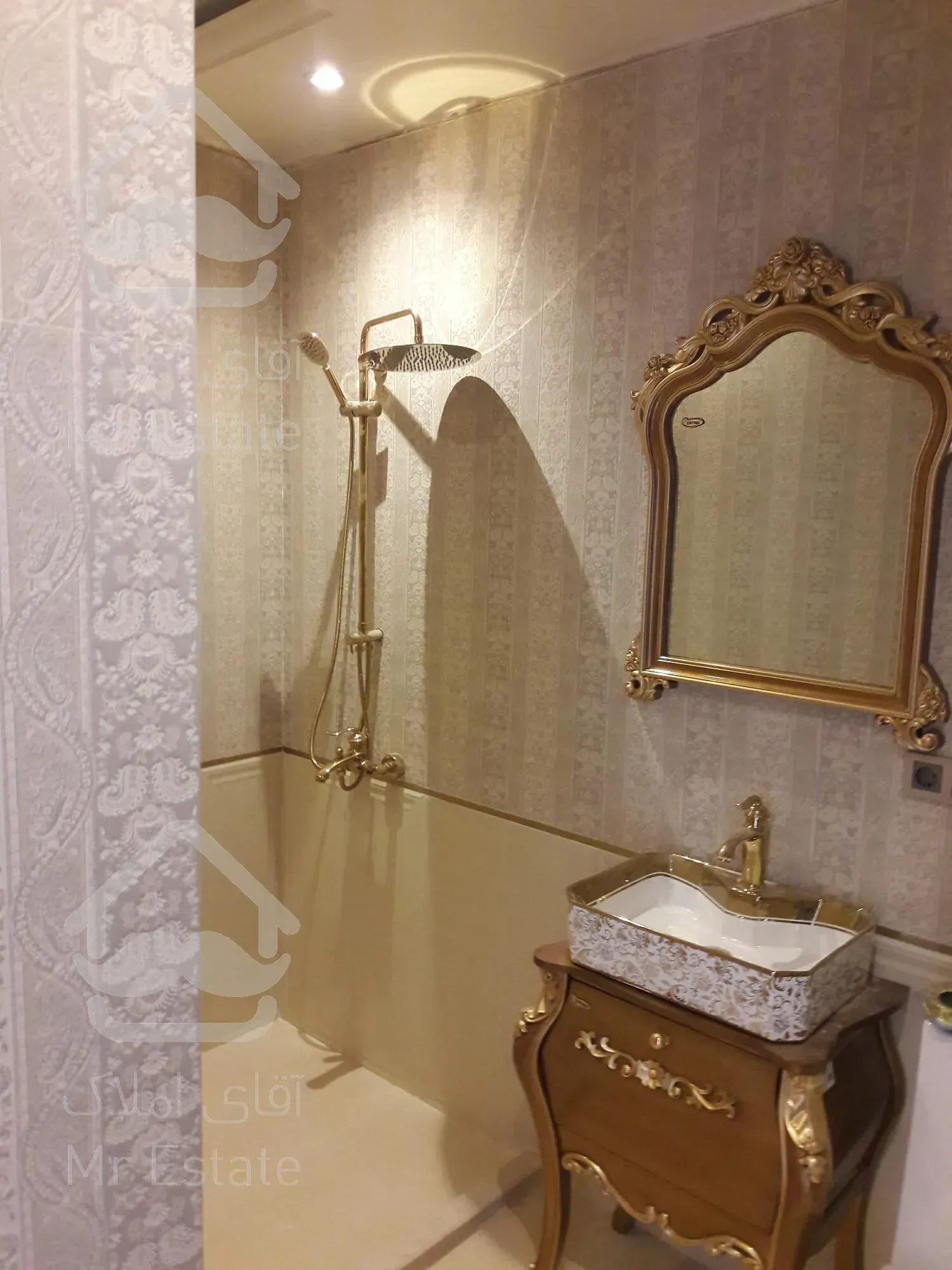 124متراپارتمان فردوس سازمان مرکزی