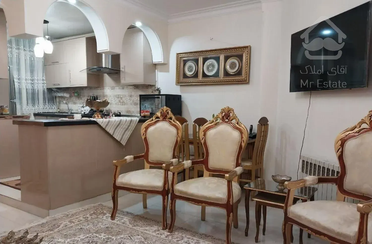 آپارتمان فول بازسازی شده روبه آفتاب دارای قدرالسهم