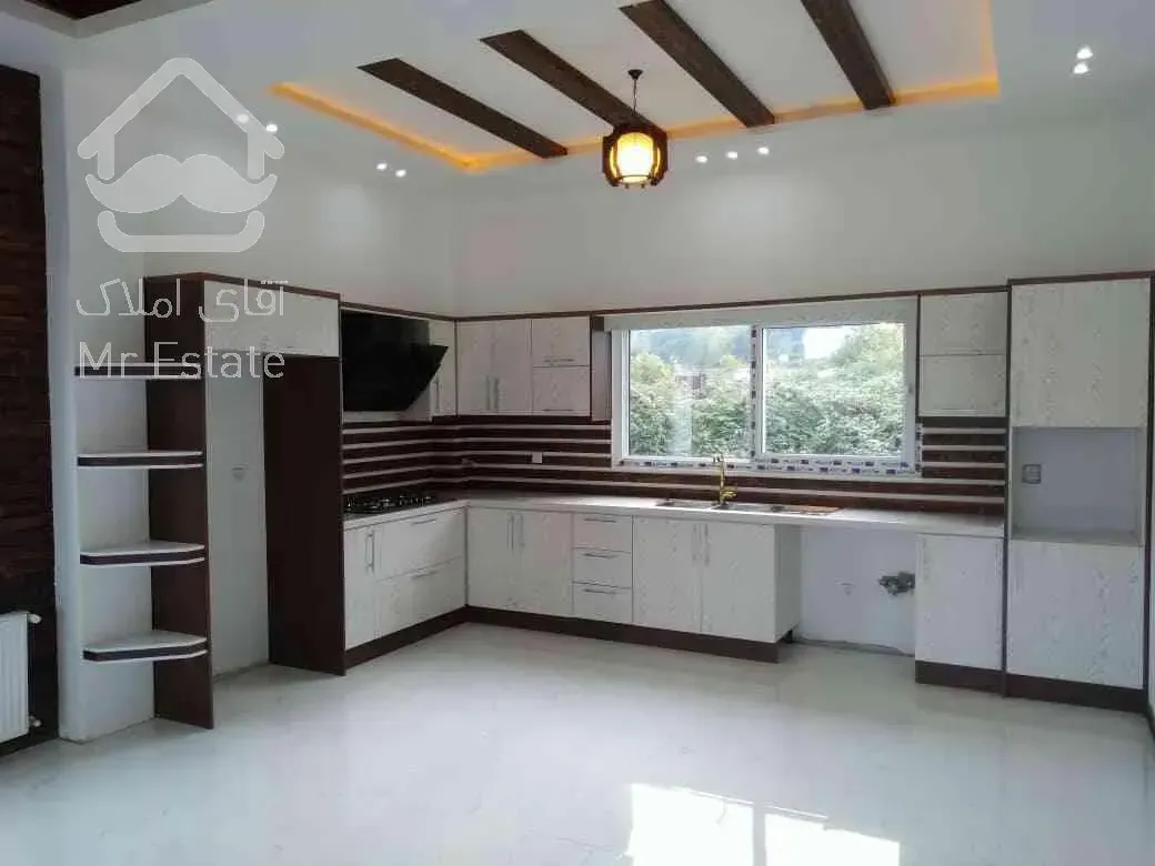 ۲۹۲متر ویلا درب مستقل با سند عرصه و عیان در نوشهر