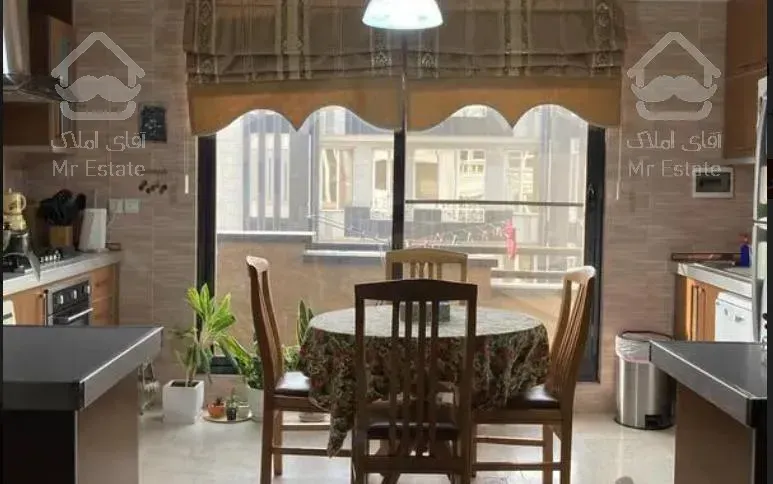 فروش آپارتمان آپارتمان ۱۱۴ متری در آیت اله کاشانی