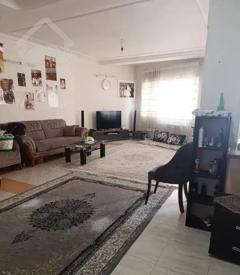 فروش واحد ۹۵ متری با آسانسور خ هراز آفتاب ۲۲