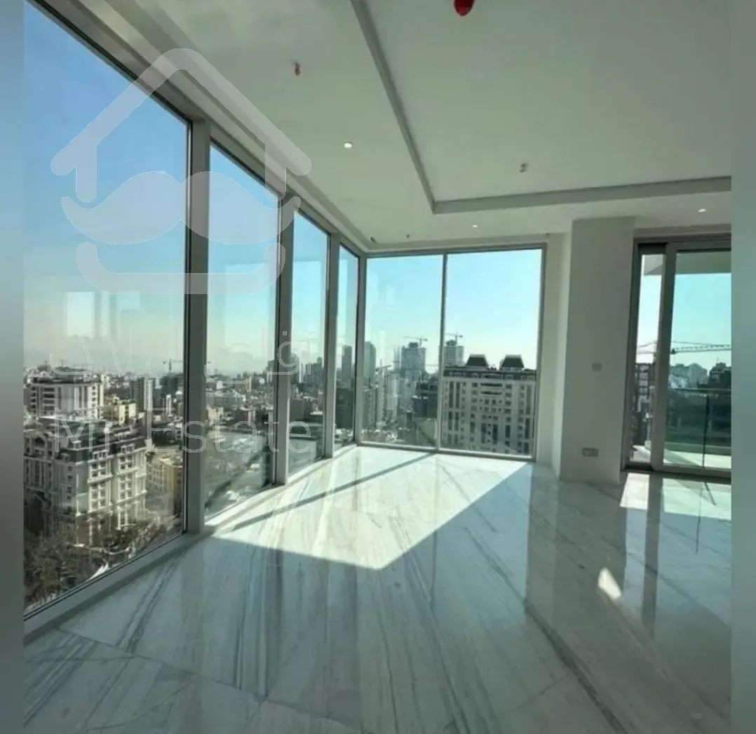 آپارتمان۳۲۰ متری مدرن  و لوکس هشترودی