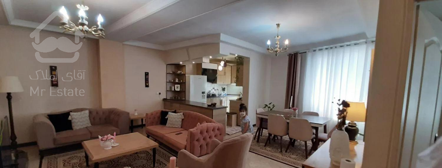 آپارتمان ۹۰ متری - فول - سرتاسر نور - صالحی