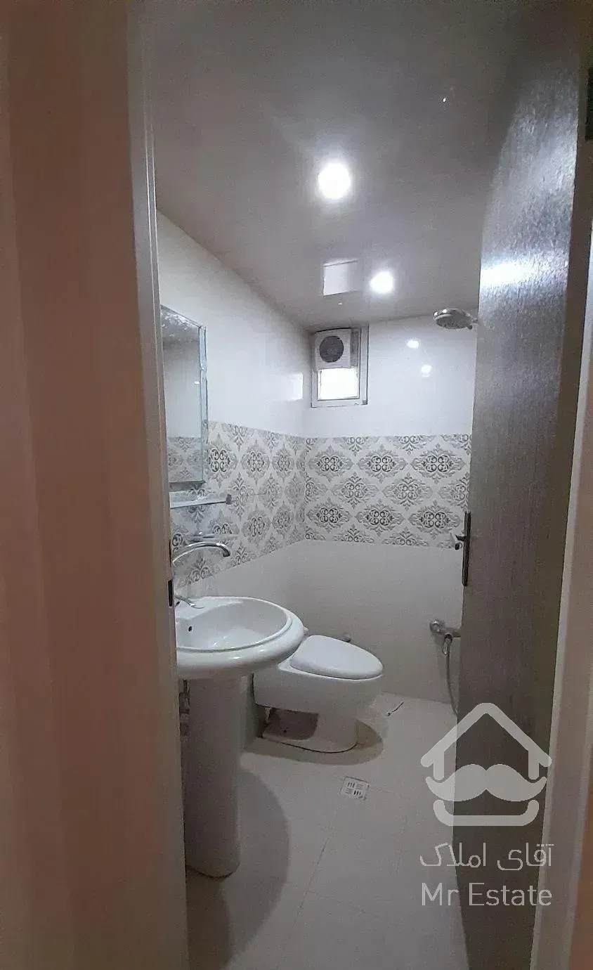 ۹۵متر ۲خواب/دنج خوش نقشه/اصلی شهرداری مهرشهرفاز1