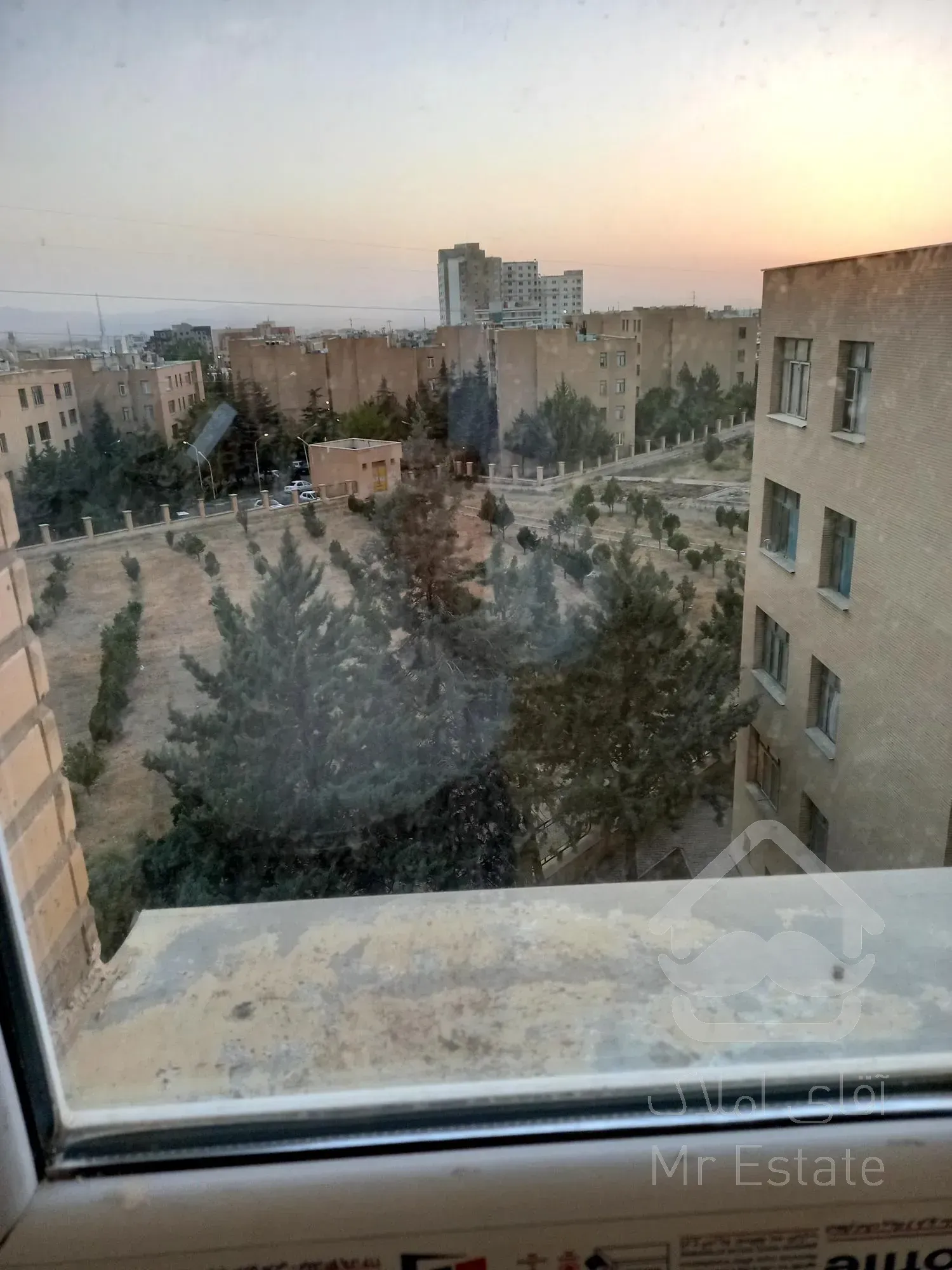 رهن واحد تکخوابه در مجتمع قائم دو بلوک ۱۴ مخصوص زوجهای جوان و تازه عروس داماد