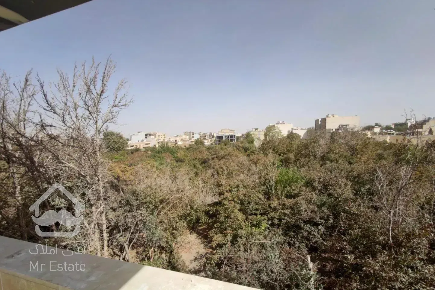 آپارتمان۲۵۰متری/۴خواب/۳طرف نور/میرزاطاهر/فرشتگان